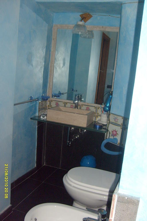 B&B Carolina Plebiscito R. Nápoles Habitación foto